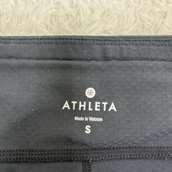 Athleta Dobby Be Free Knicker Black Capri Leggings Women's Sz S #138478 - Picture 4 of 9